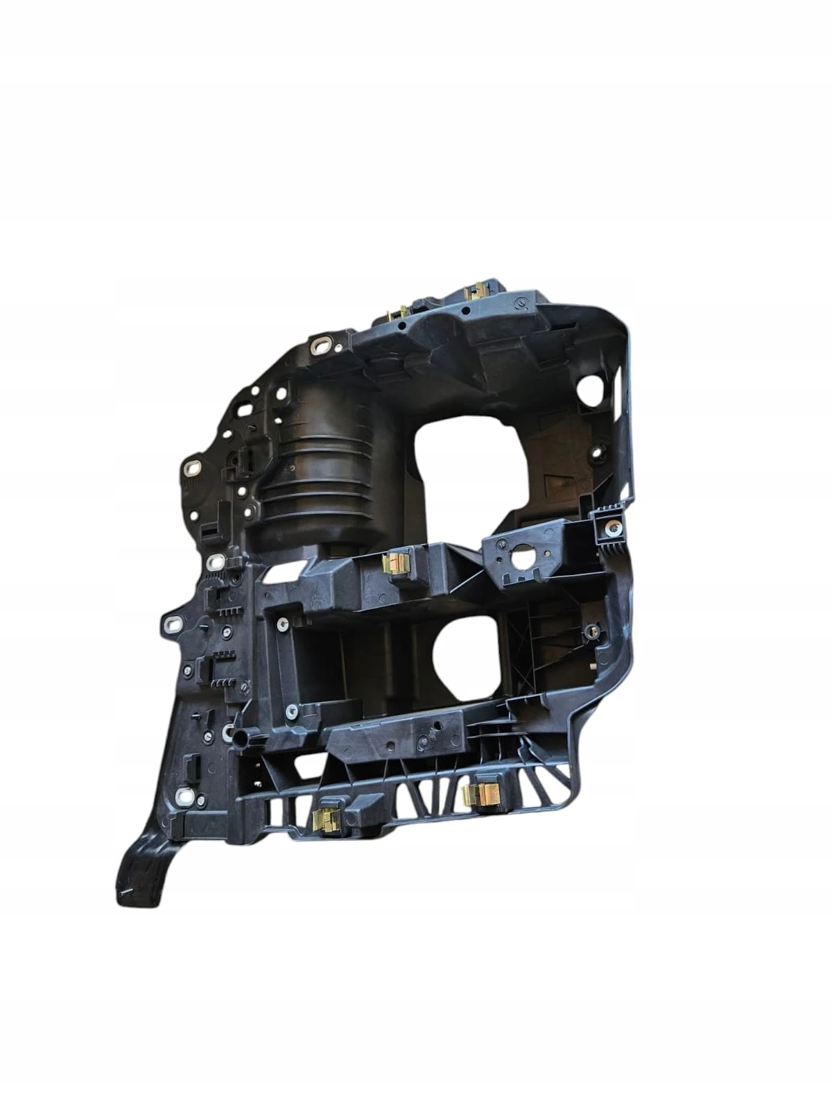 FAR YUVASI İÇ SOL - TGX EURO6 81416106759 FAR YUVASI İÇ SOL - TGX EURO6 81416106759