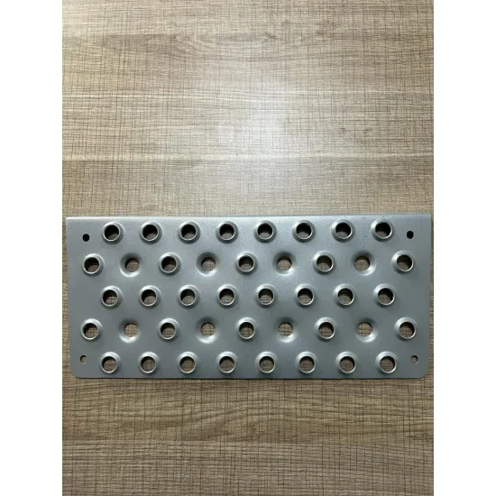 MERCEDES AXOR BASAMAK DEMİRİ SACI ÜST 9406660128